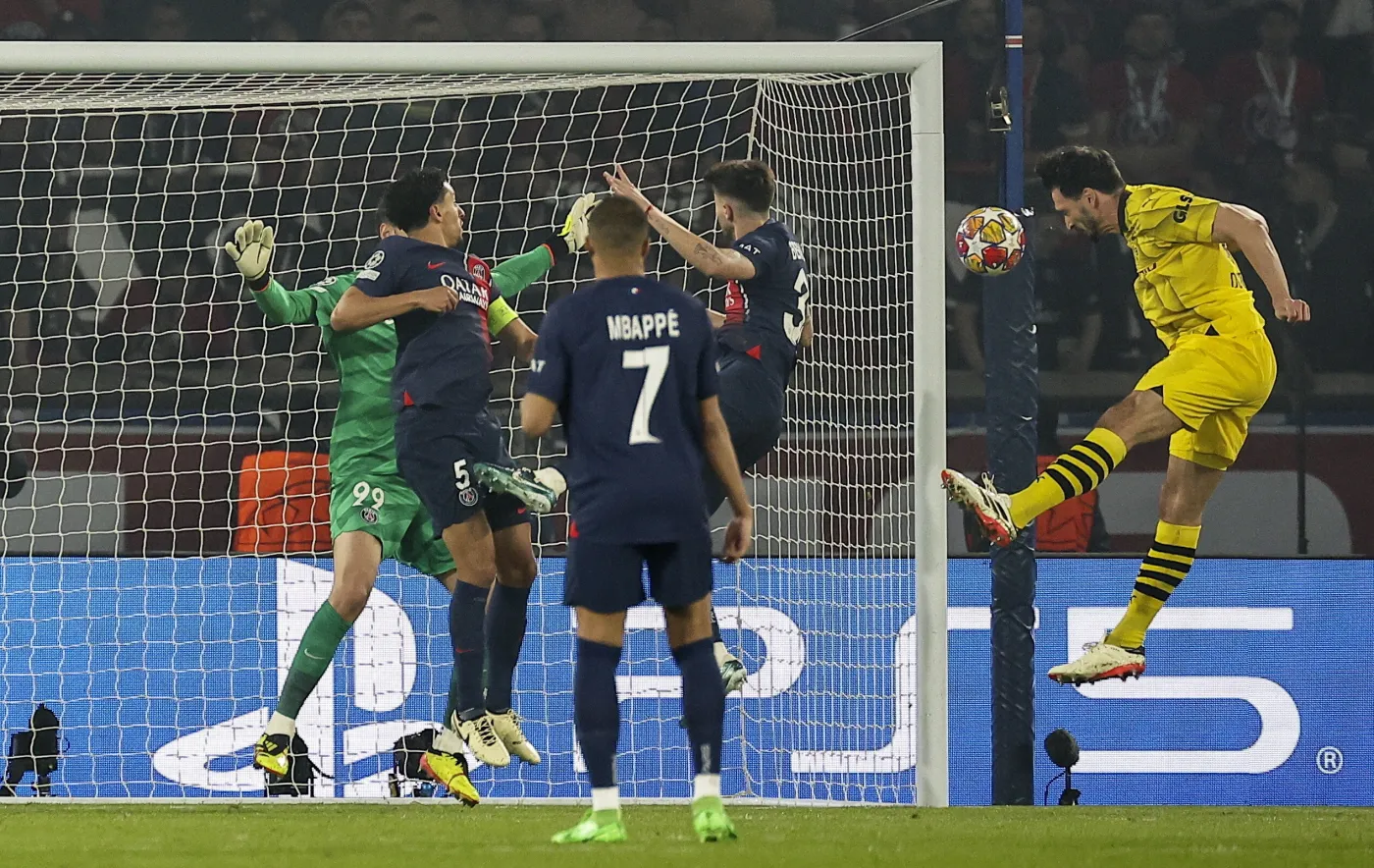 Niespodzianka. Borussia Dortmund w finale Ligi Mistrzów [WIDEO]