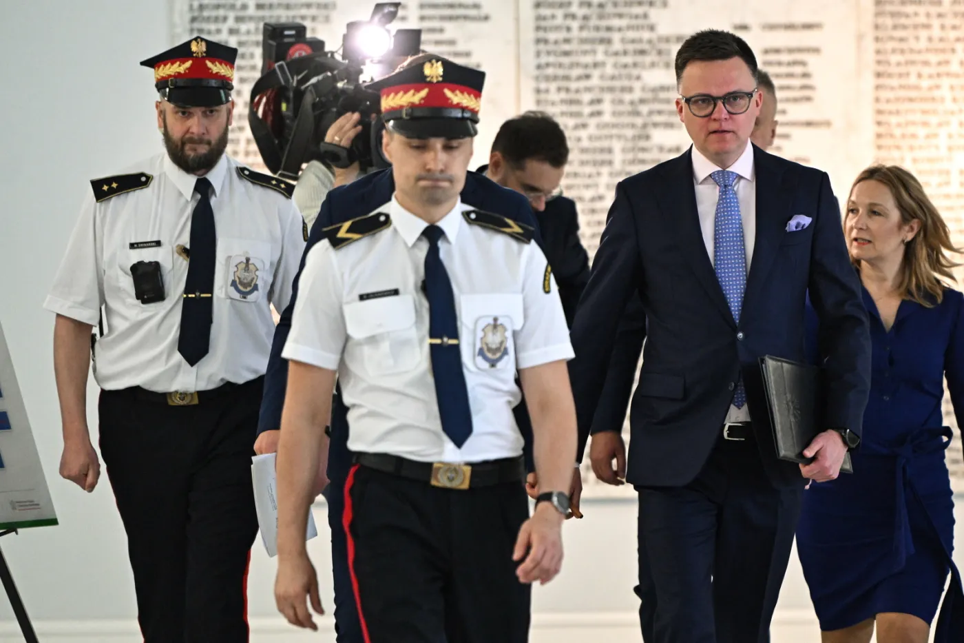 "Spotkałem się z protestującymi rolnikami, zaproponowałem nocleg w Hotelu Poselskim"