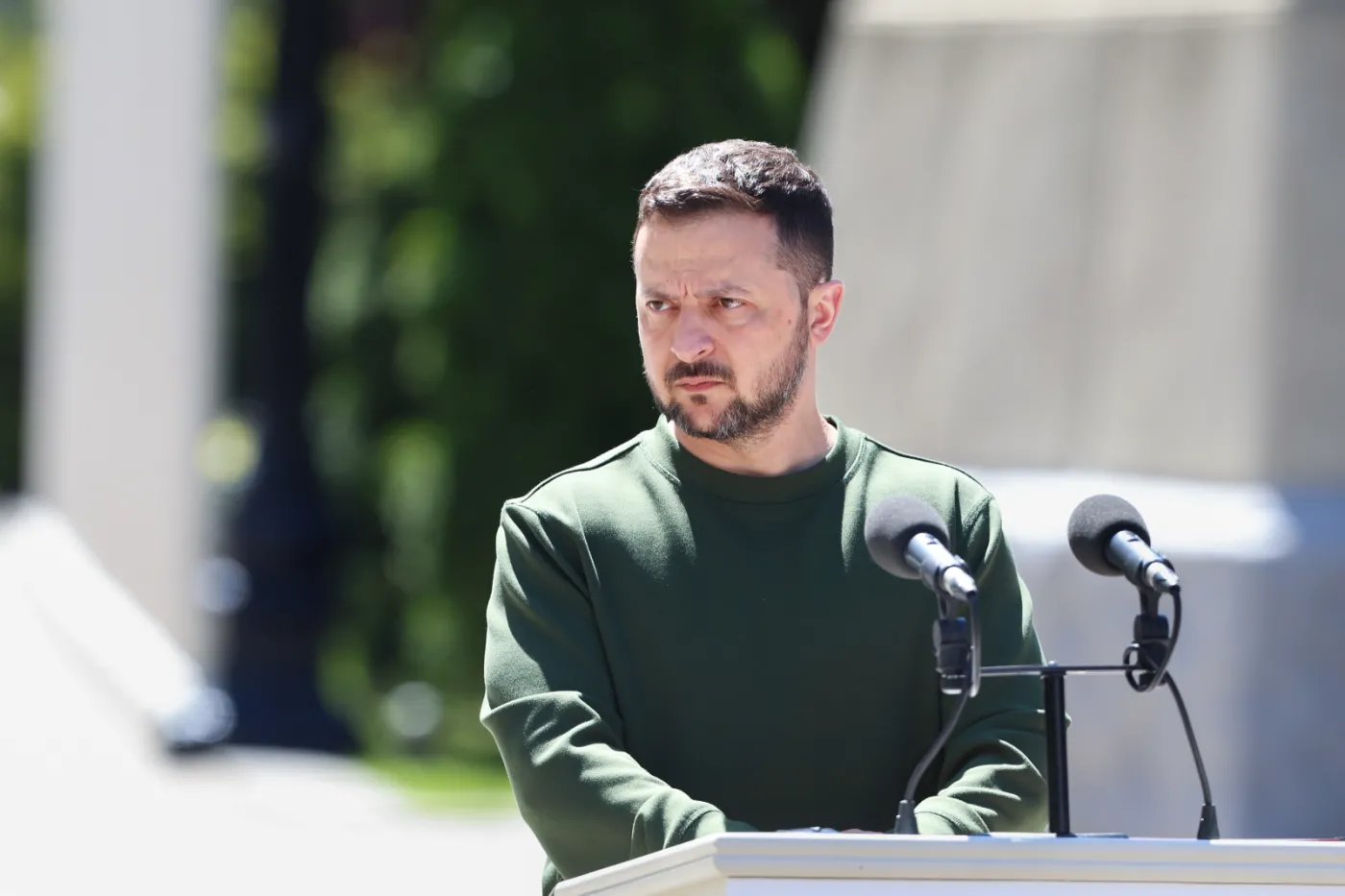 Niespodziewana decyzja Zełenskiego. W tle oskarżenia o współpracę z rosyjskimi służbami