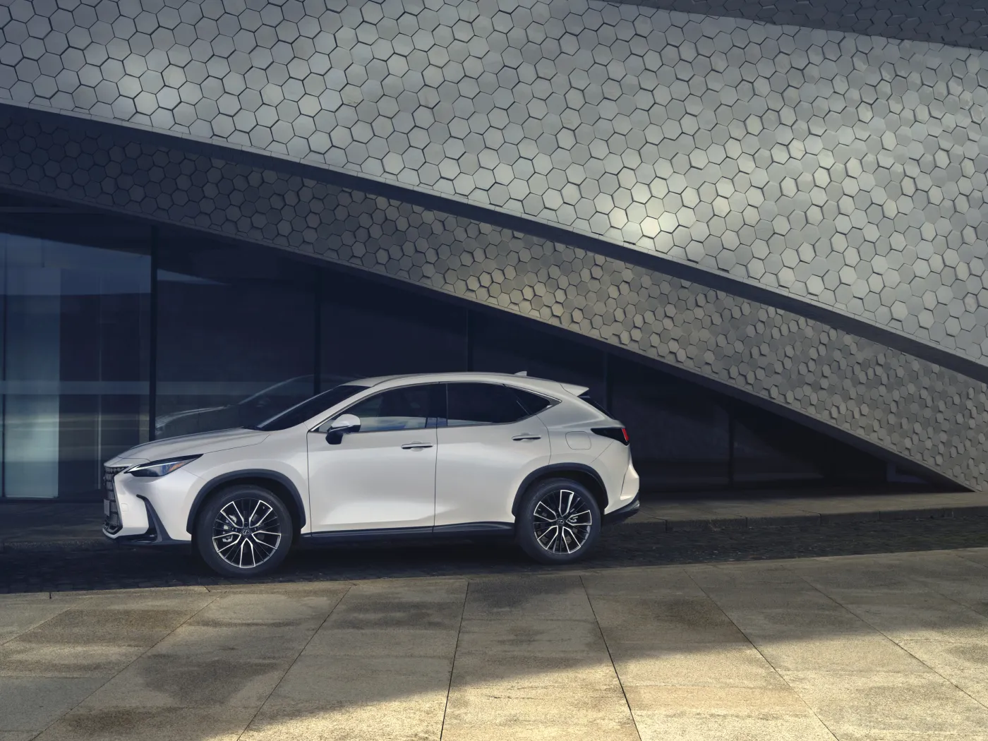 lexus-nx-350h-37899428.jpg
