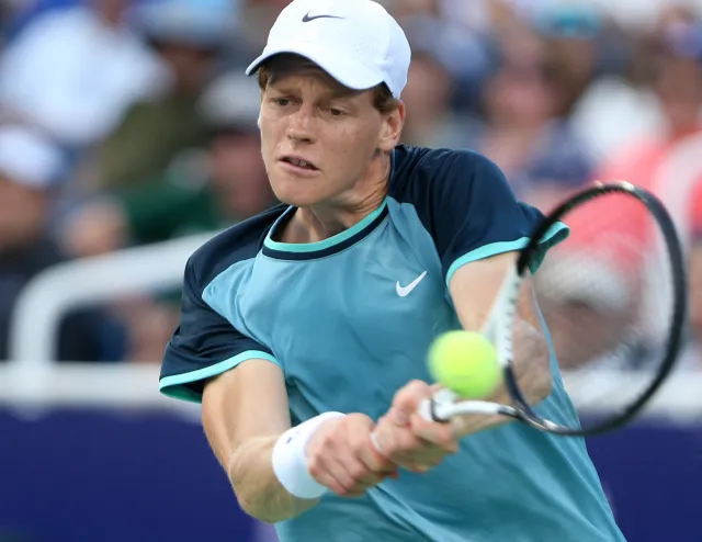 W organizmie lidera rankingu ATP wykryto sterydy. Dlaczego Jannik Sinner nie został zawieszony?