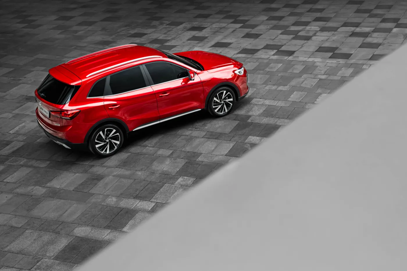 mg-zs-hybrid-38277623.jpg