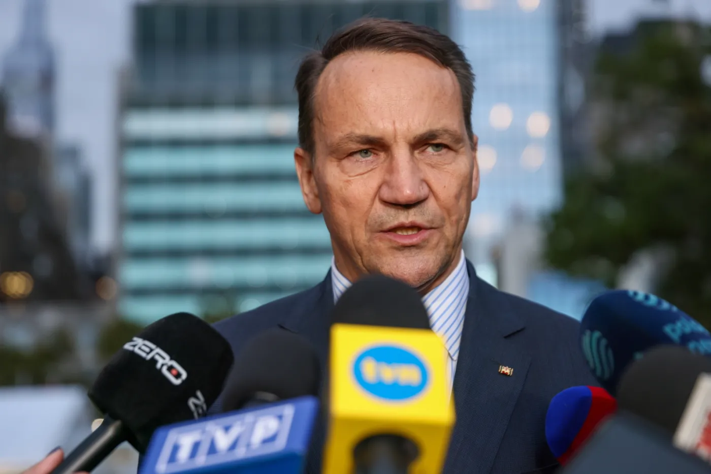 "Polityka hieny" i Andrzej Duda. "Trwa podtapianie szefa MSZ" [OPINIA]