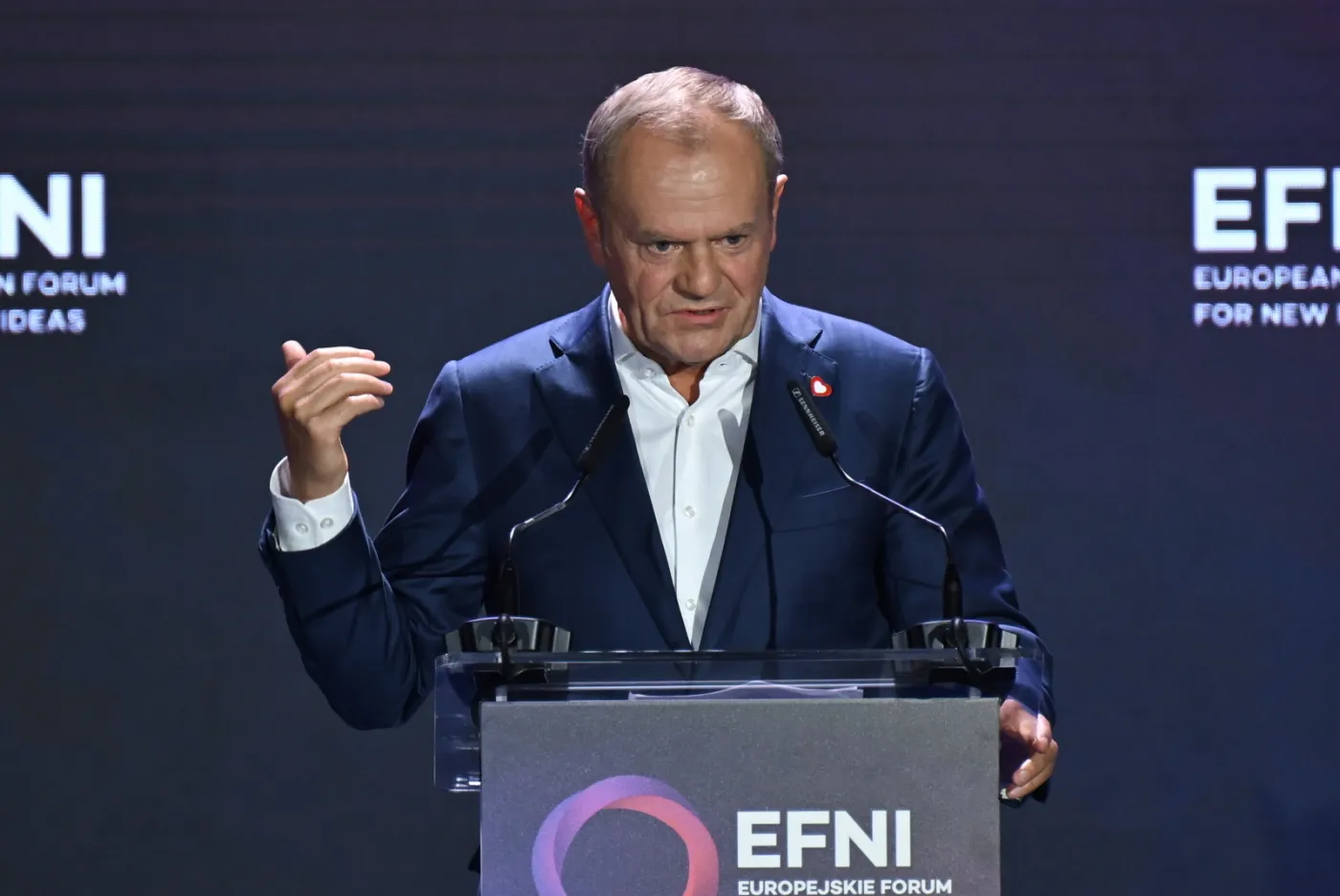 Co z elektrownią atomową? Premier Tusk zachwala wiatraki na morzu