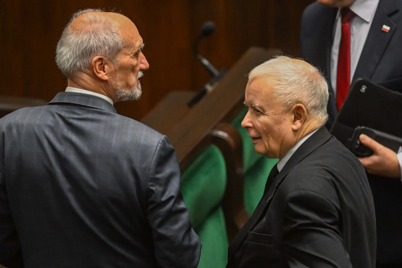 Jarosław Kaczyński, Antoni Macierewicz