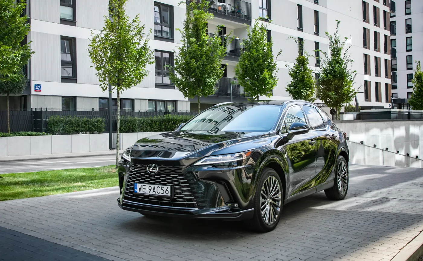 lexus-rx-450h-38354370.jpg