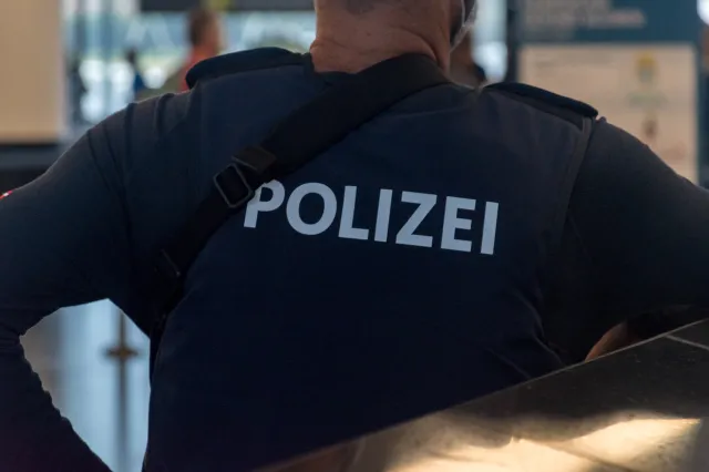 "Najdroższe safari w Niemczech". Niemiecka policja pod ostrzałem szyderców