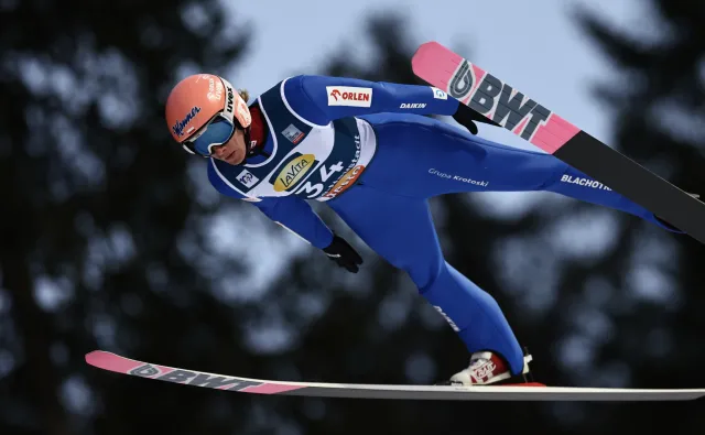 Dawid Kubacki skreślony z kadry. Nie jedzie na Puchar Świata do Engelbergu