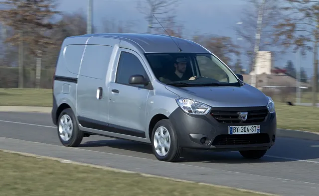 Zaskakujący efekt koronawirusa. Samochody dostawcze hitem wśród Polaków