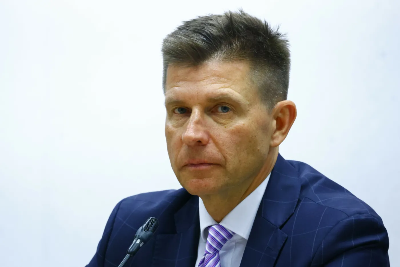 Ryszard Petru jako kasjer w Biedronce. Tyle zarobi za godzinę w Wigilię