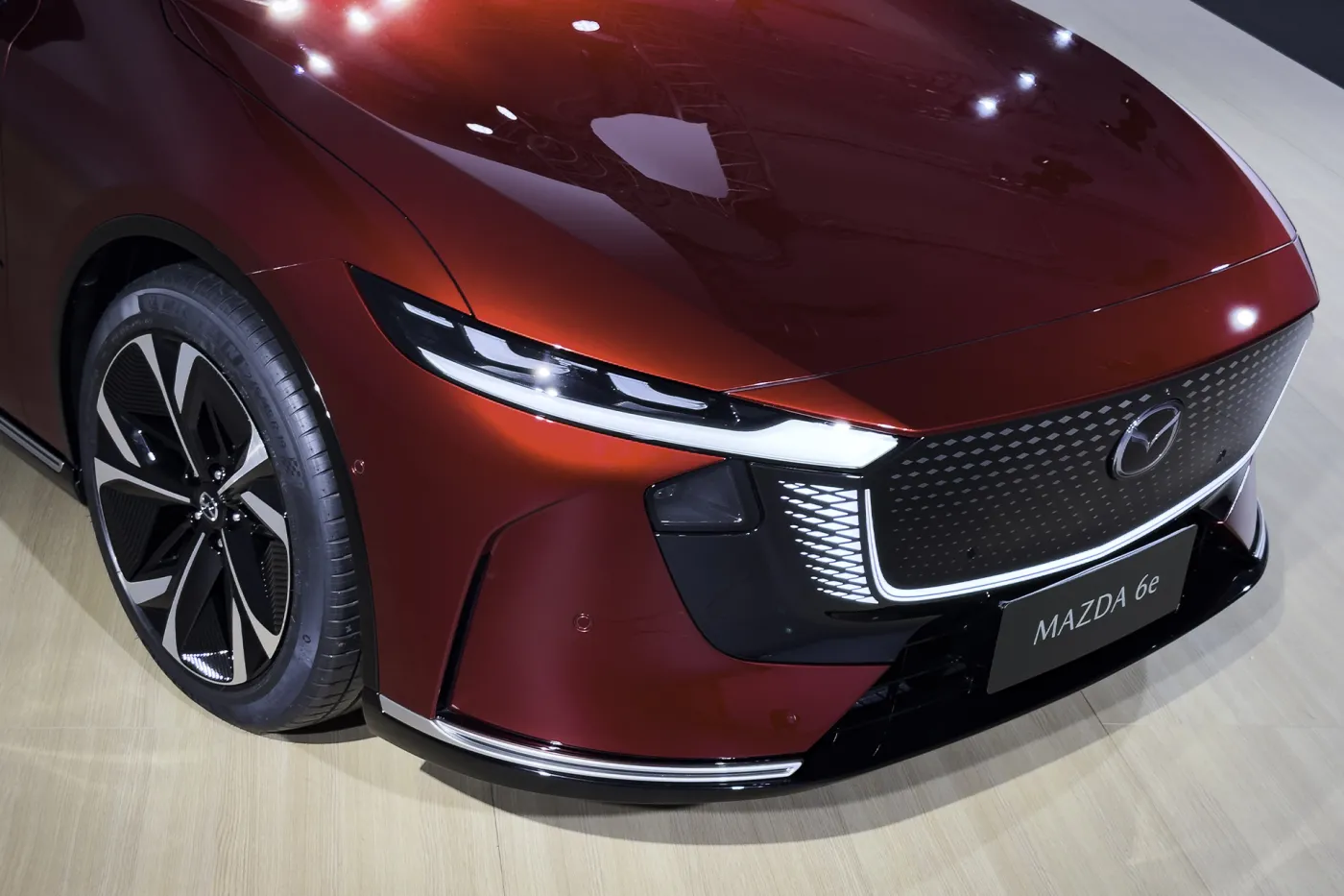 Nowa Mazda 6 zaskoczy nie tylko ceną. Japończycy już świętują sukces