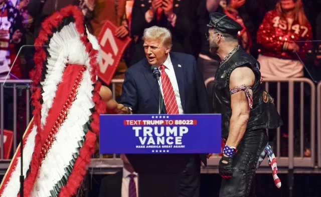 Trump: Kiedy słońce zajdzie jutro wieczorem, inwazja naszych granic dobiegnie końca