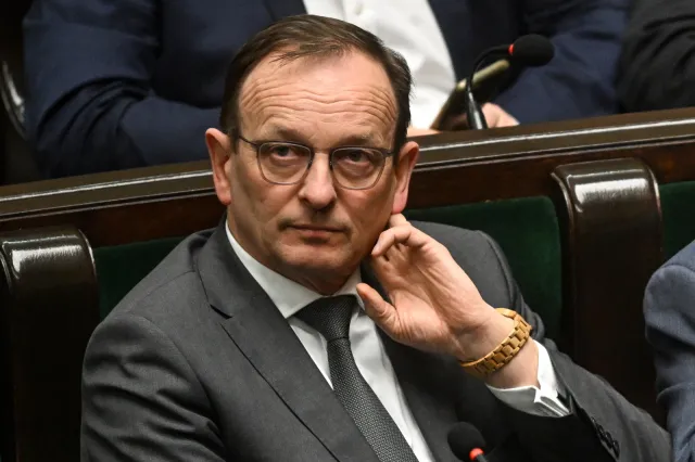 Krzyknął "kula w łeb" pod adresem Tuska. "Poseł PiS ma cały arsenał broni"