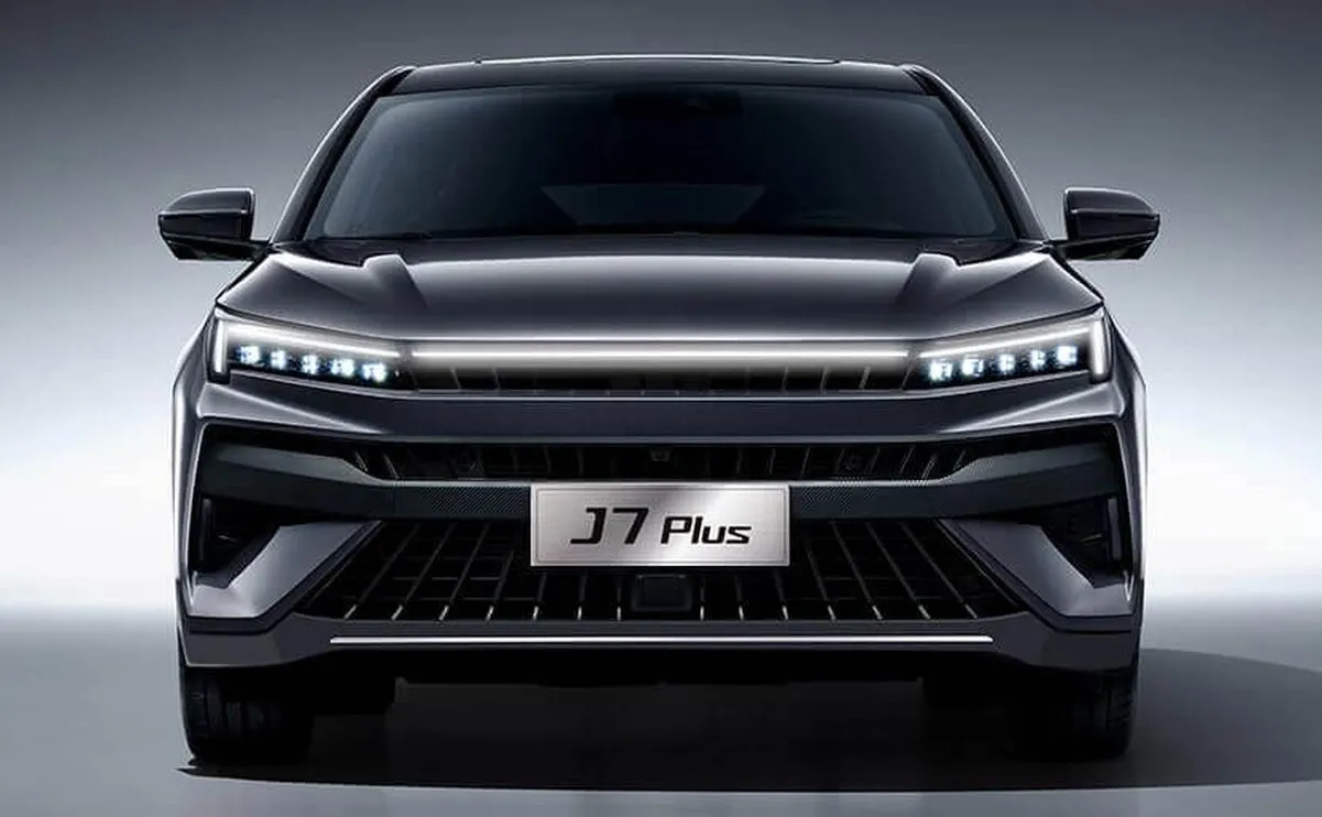 JAC Motors wjeżdża do Polski. Oto tani SUV i sedan, silnik 1.5 pod maską