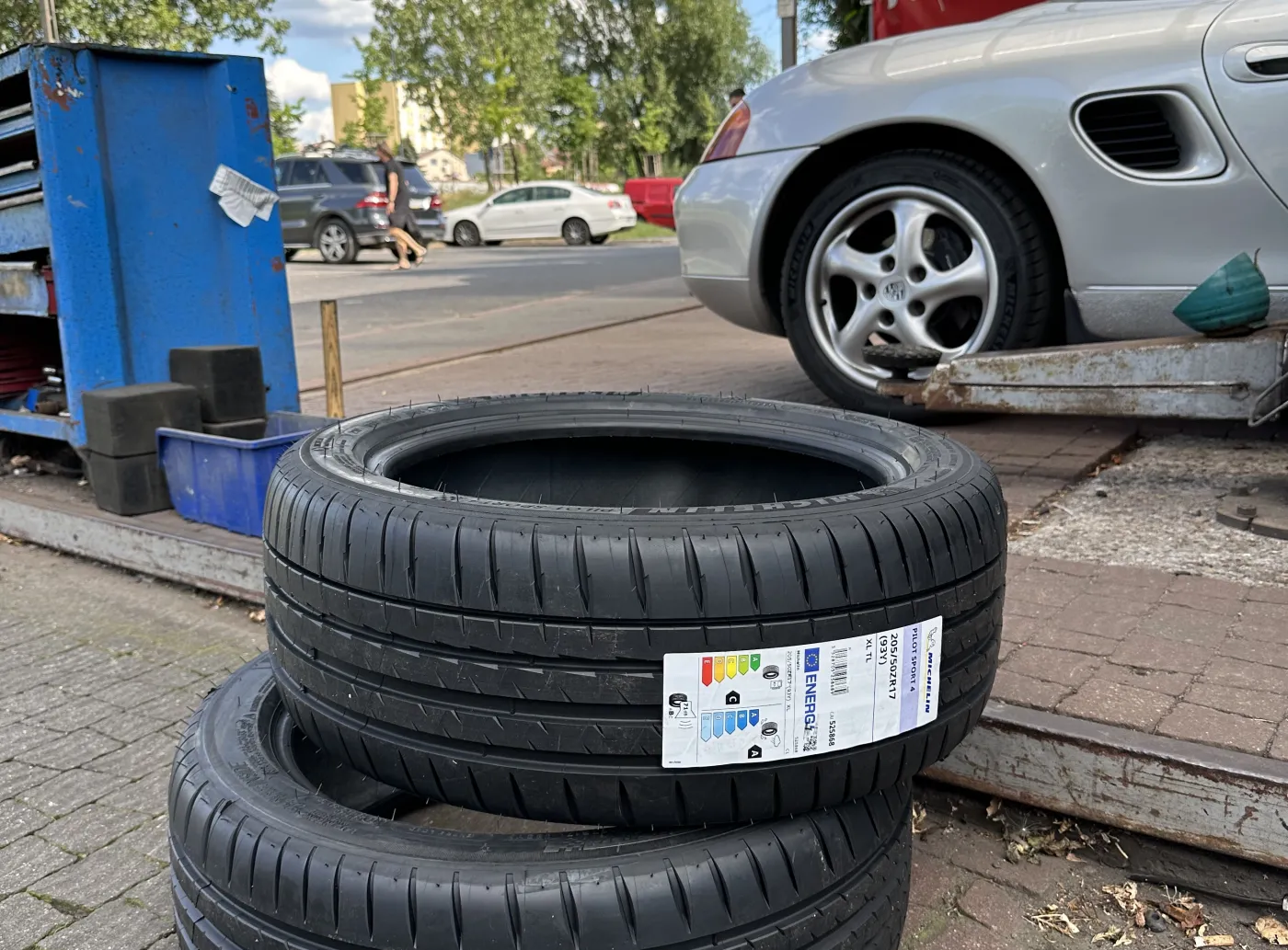 Oto najlepsze i najgorsze opony letnie. Eksperci z ADAC ostrzegają