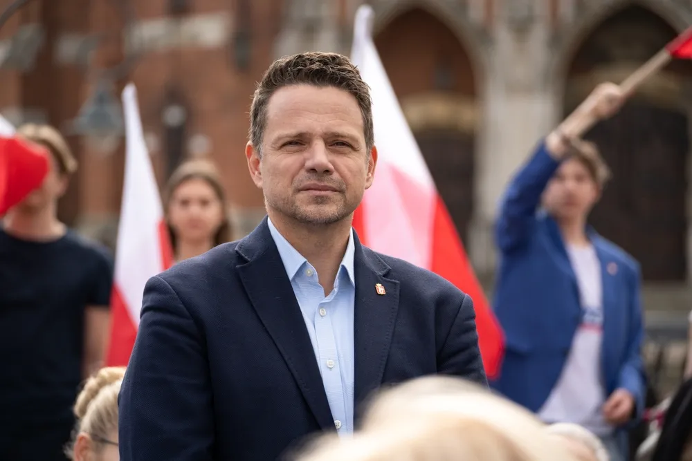 Trzaskowski przegrywa z kolegą ze swojej partii. Nowy sondaż