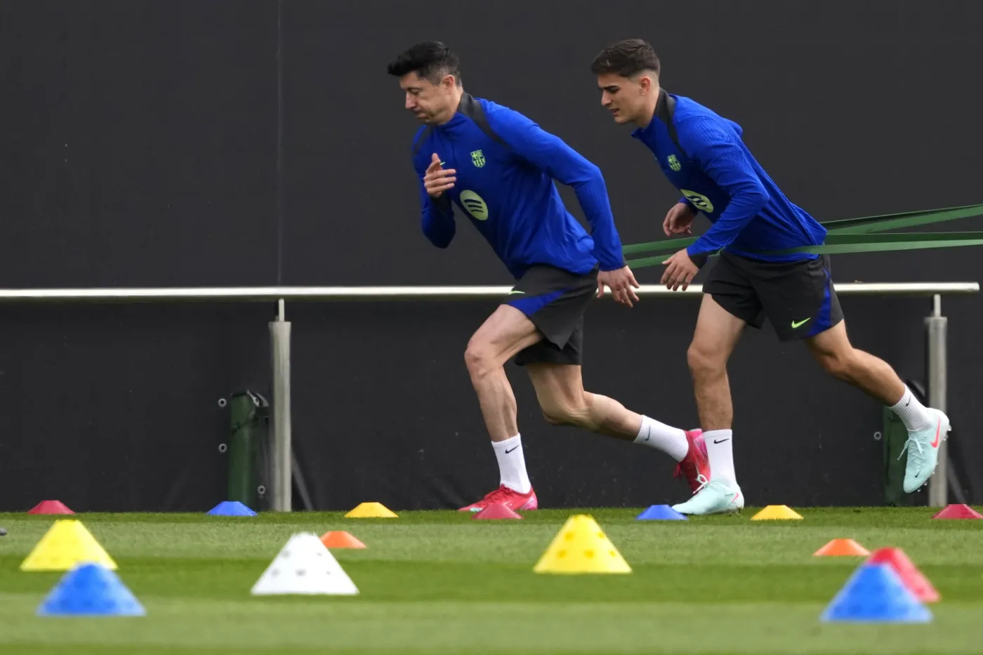 O której mecz Barcelona - Benfica dzisiaj, 11.03.2025? Transmisja na żywo - gdzie? Liga Mistrzów, wtorek 11 marca