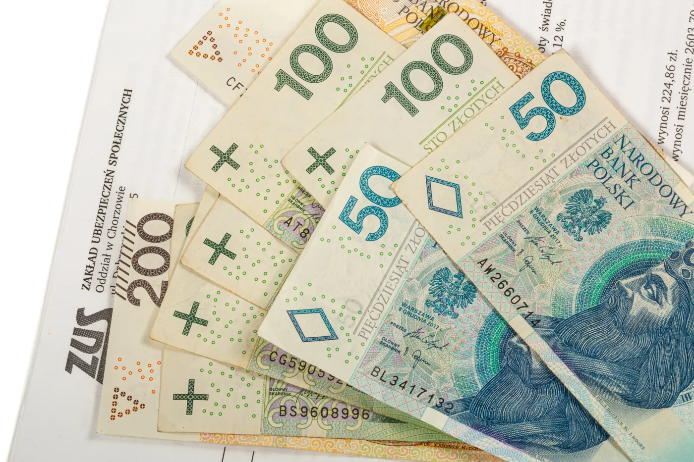 Kiedy przejść na emeryturę w 2025 roku, by zyskać najwięcej? Oto najlepszy moment