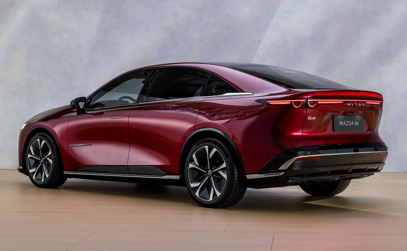 nowa-mazda-6e-38437509.jpg