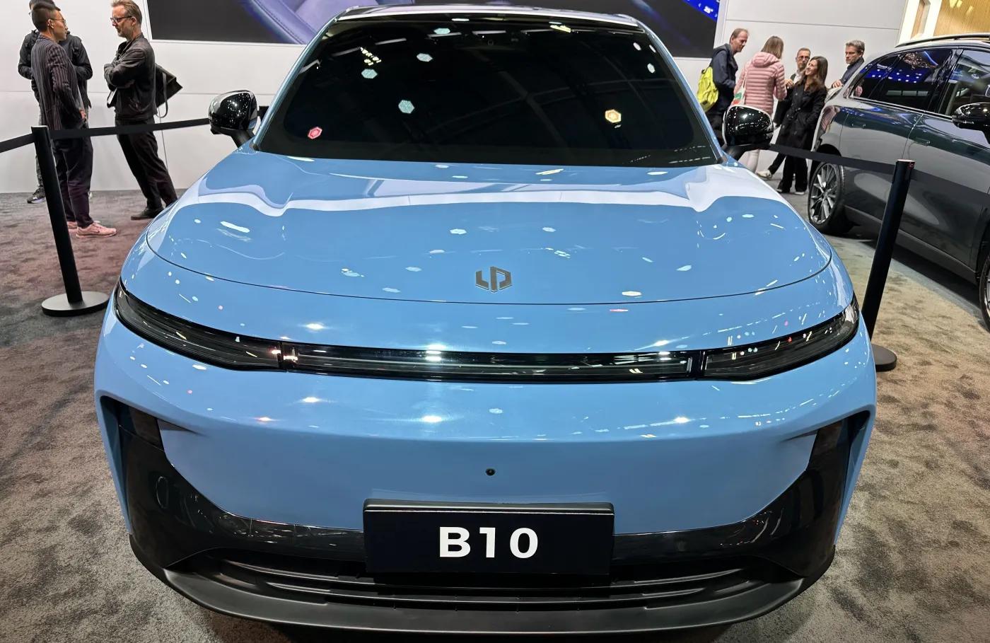Leapmotor B10