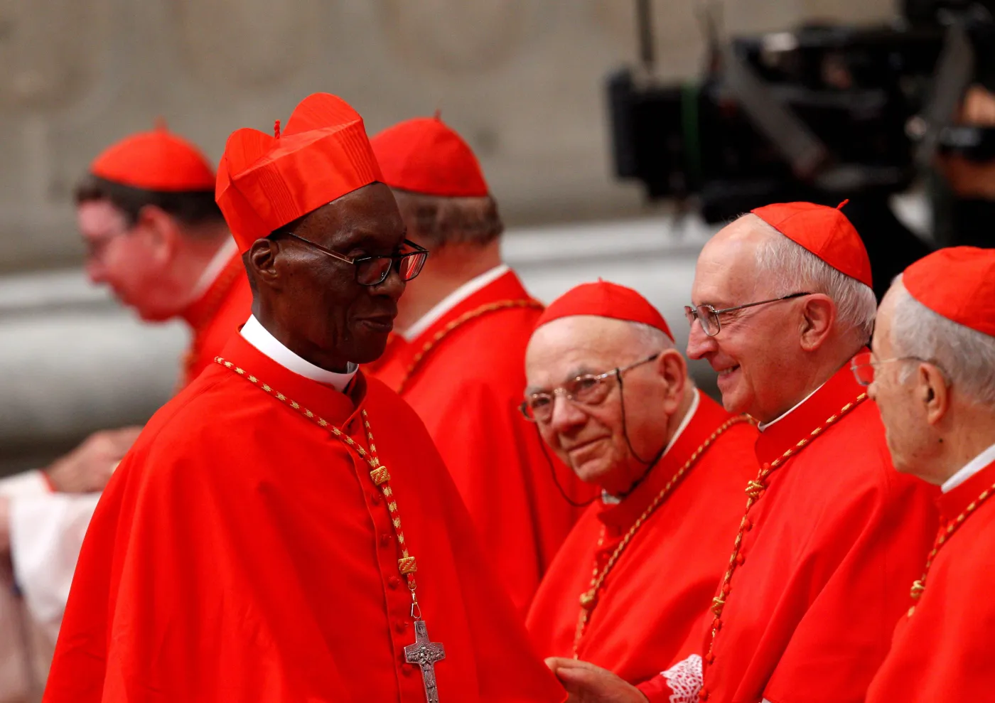 Kto zostanie nowym papieżem? Ekspert wskazuje dwóch faworytów konklawe