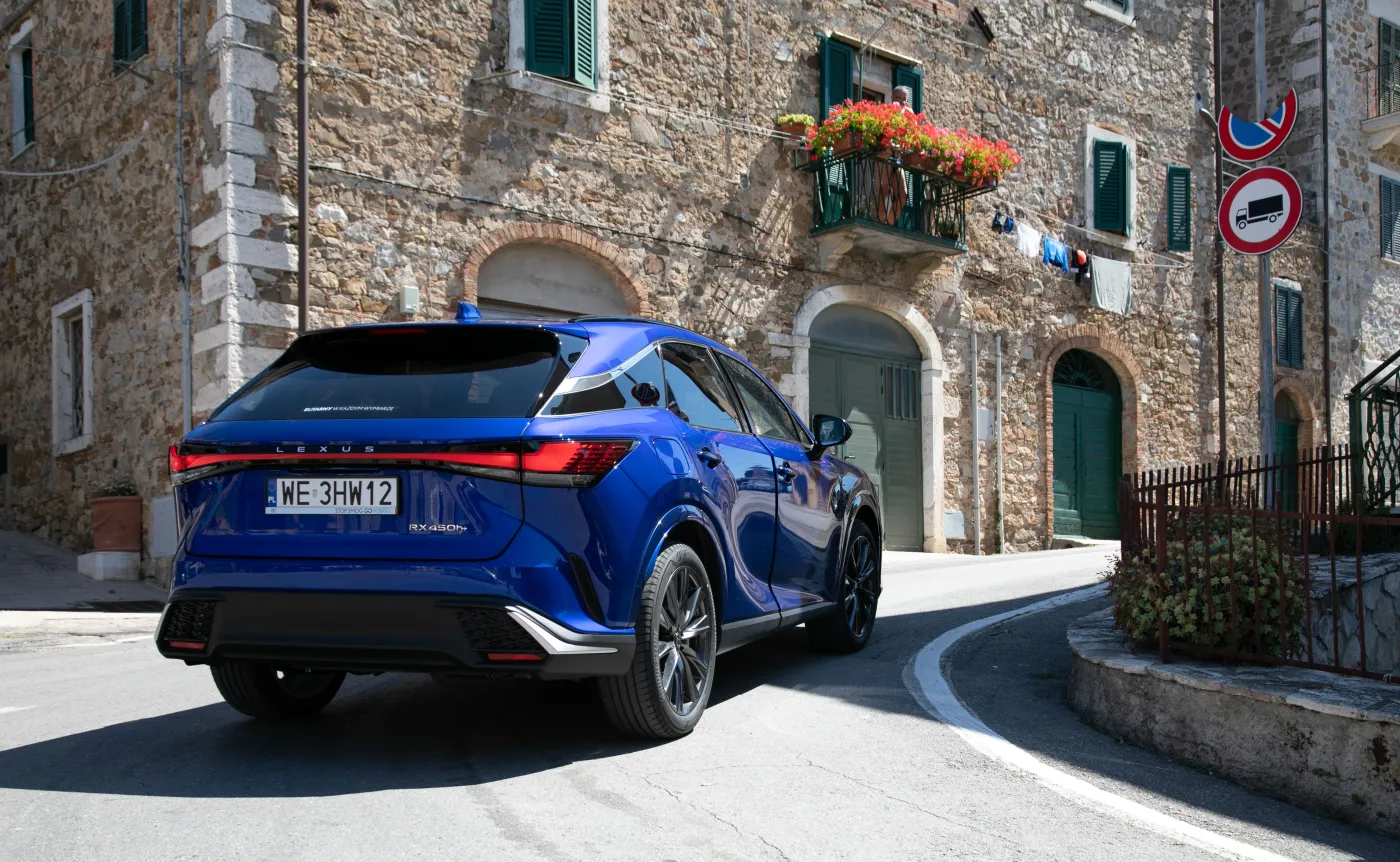lexus-rx-450h-38501868.jpg