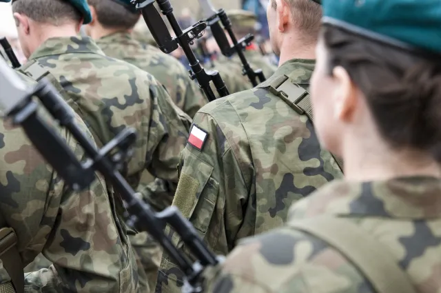 Powszechne szkolenia wojskowe – kto, kiedy i na jakich zasadach?