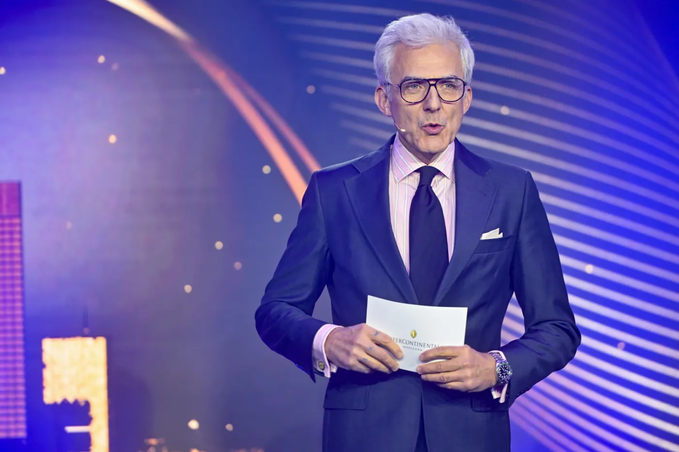 Hubert Urbański po 26 latach żegna się z TVN