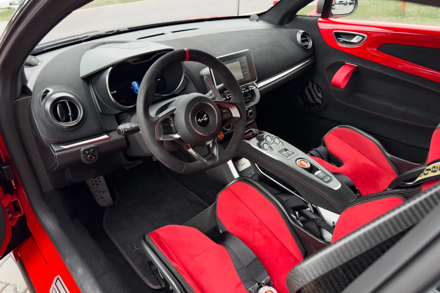 alpine-a110-r-38523029.jpg