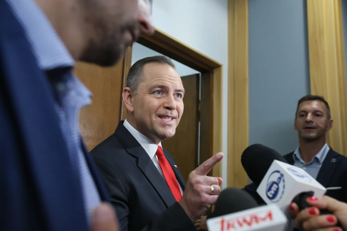 Nawrocki dziękuje Bąkiewiczowi za Ruch Obrony Granic. "To Tusk odpowiada za konflikty"