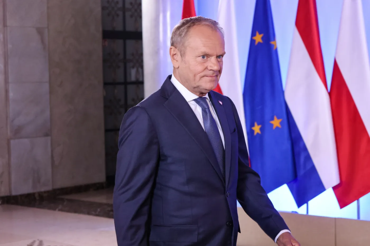 Tusk nie chciał dopuścić do zaprzysiężenia Nawrockiego? Prof. Dudek ujawnia sensacyjny scenariusz