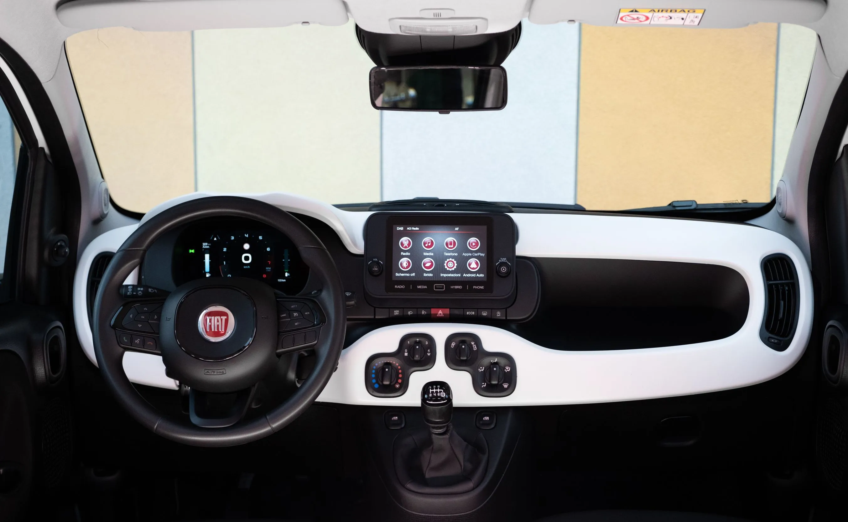 Oto nowy Fiat za 54 900 zł. Spala 5 l na 100 km. Chińczycy bez szans