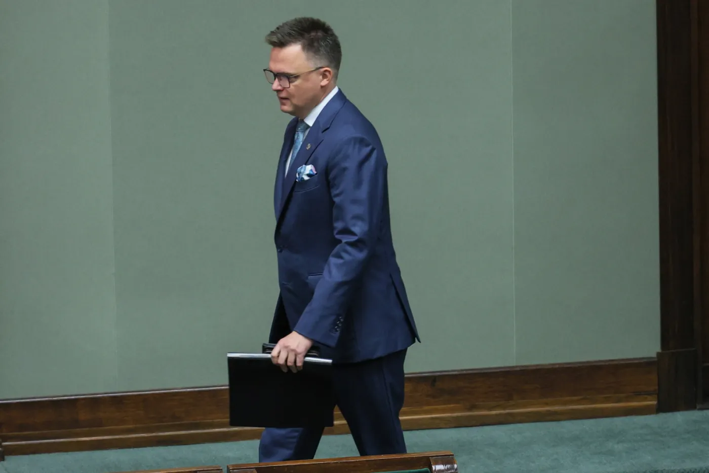 Szymon Hołownia chce się wycofać z polityki. Jest pierwsza reakcja rządu