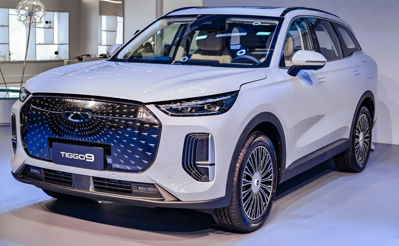 Nowy SUV wjeżdża do Polski. Spala 1,7 l na 100 km, styl też ma świetny. Cena?