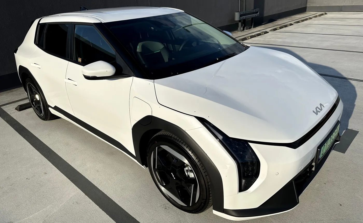 nowa-kia-ev4-38673981.jpeg