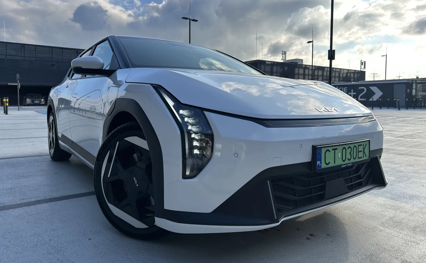 nowa-kia-ev4-38674048.jpeg