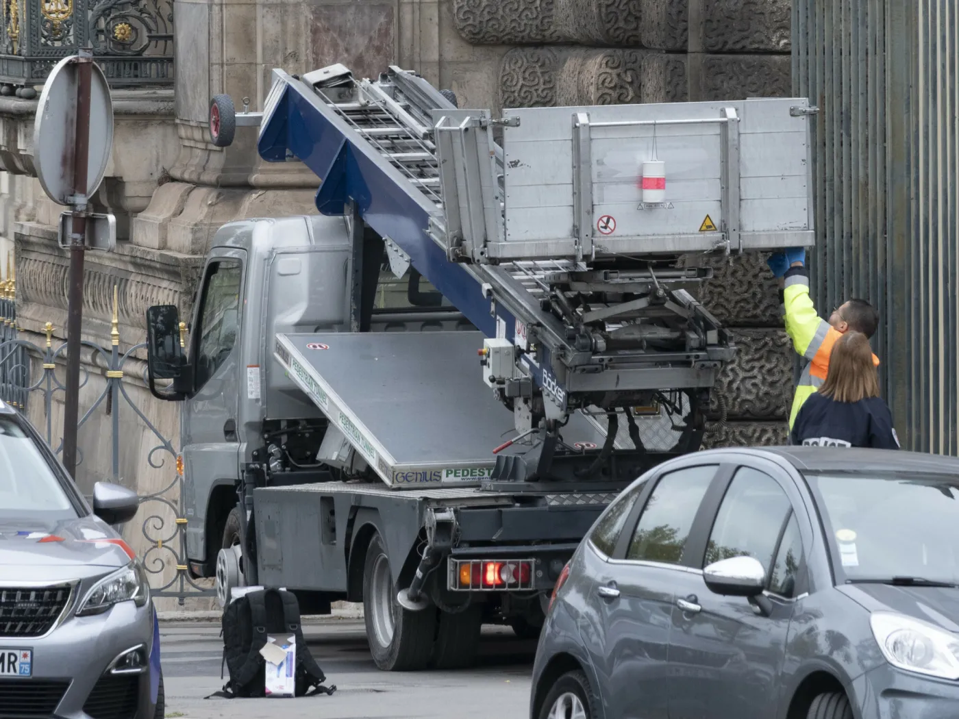 Napad stulecia, bezcenne klejnoty skradzione z Luwru. Oto co padło łupem złodziei [FOTO]