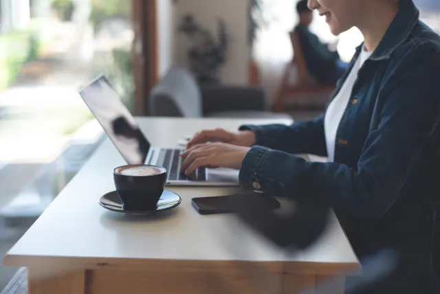 Ile lat naprawdę pracujemy? Tak Polska wypada na tle państw UE