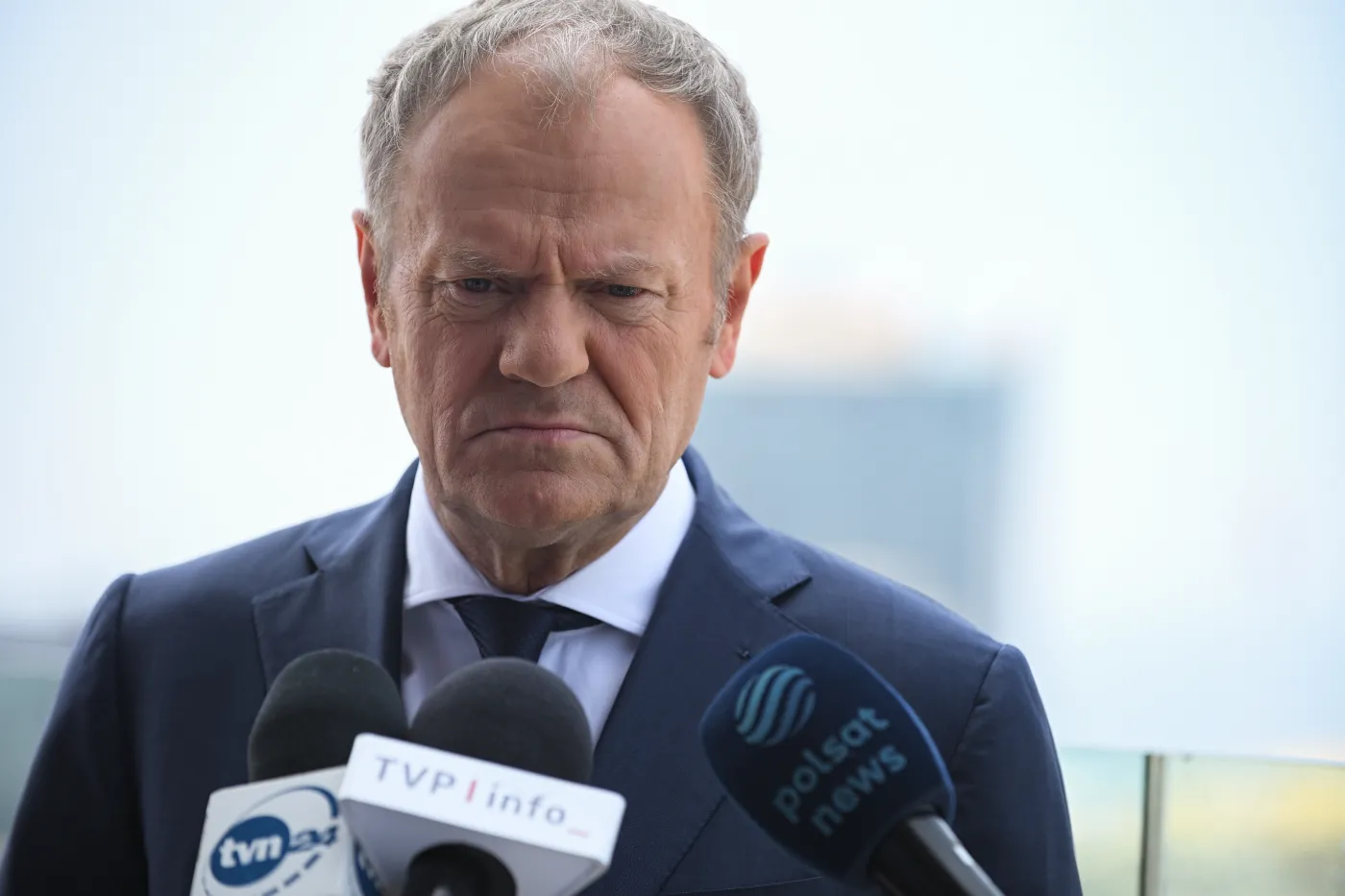 Niemcy rozczarowane Tuskiem. "Bezradny i bojaźliwy wobec PiS i Konfederacji"