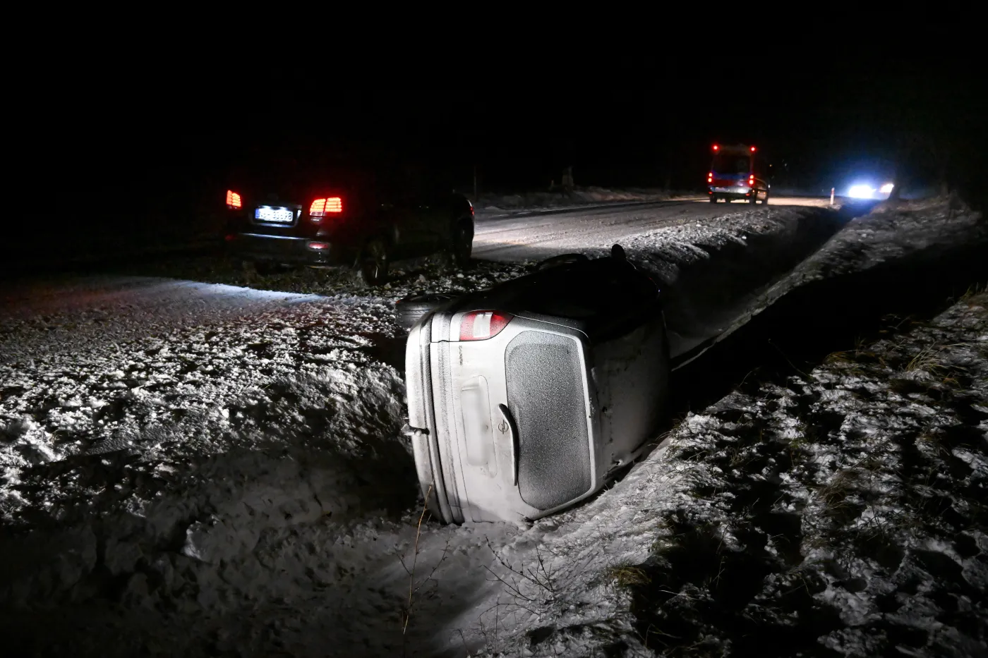 Paraliż na S7. Śnieżyca sparaliżowała ruch, setki aut utknęły
