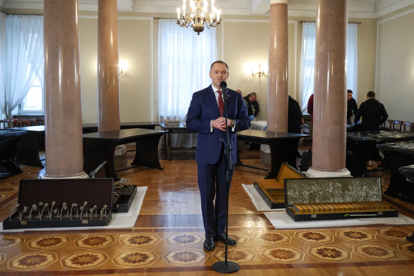 Burza po wecie Nawrockiego. Prezydent "zrobił krzywdę milionom ludzi"