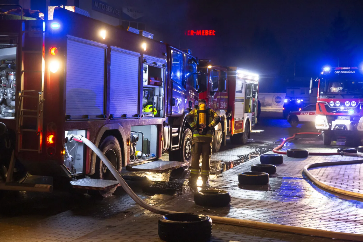 1.03.2025 Lomza pozar hotelu HeroHome i restauracji Garaz fot Marek Maliszewski/REPORTER
