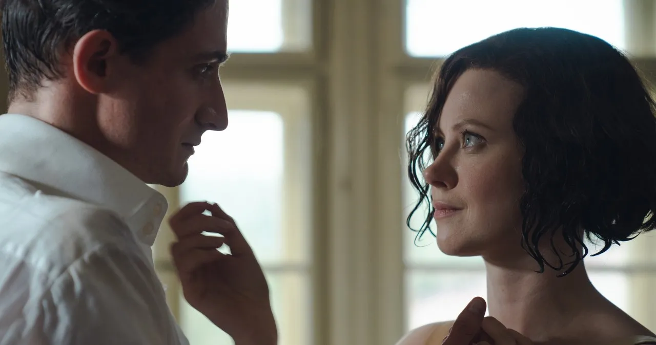 Głośny polski film już w streamingu. Krytycy: Najlepsza Holland od lat