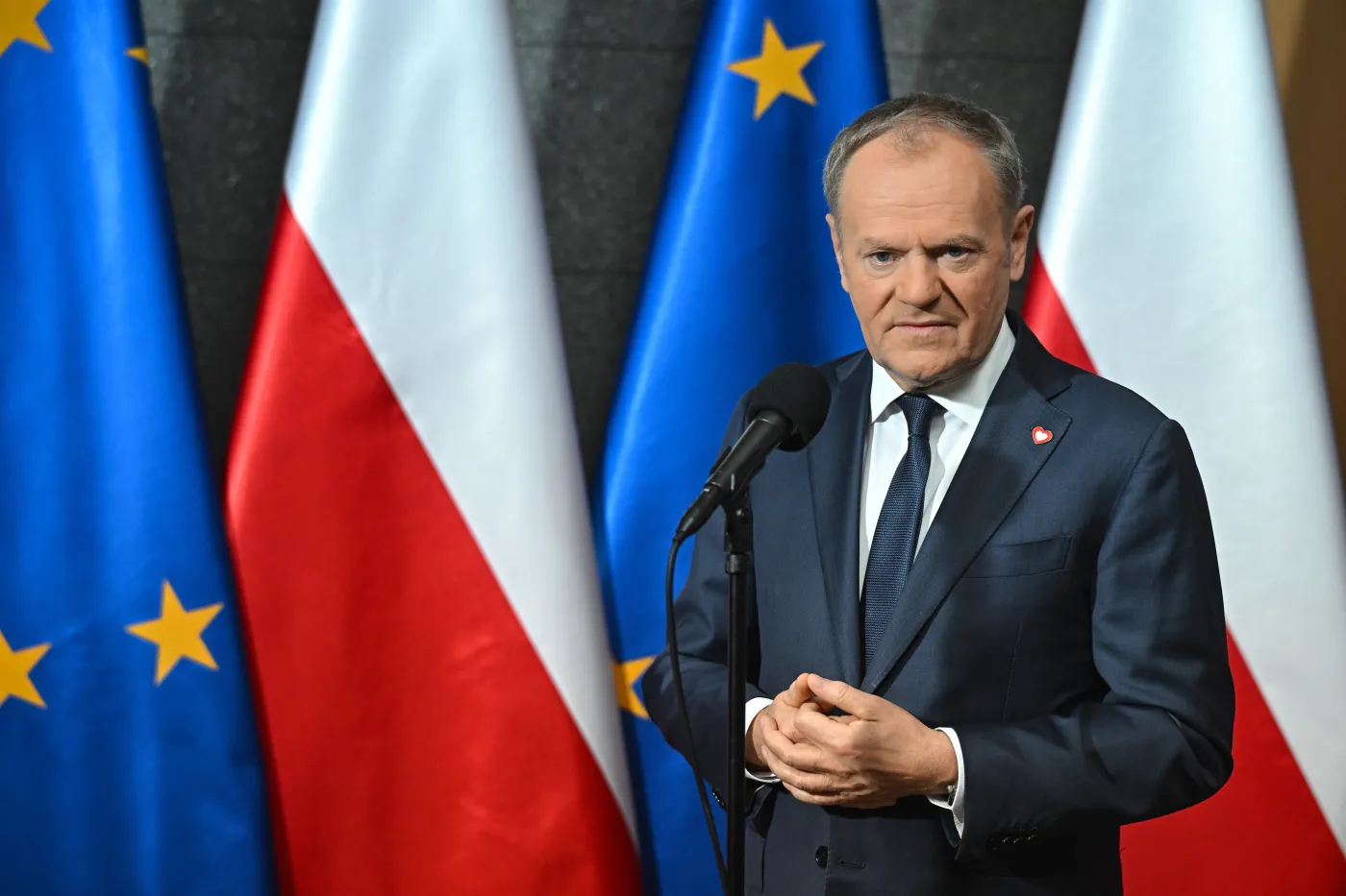 Spięcie na linii rząd–prezydent? Donald Tusk zabrał głos ws. programu SAFE