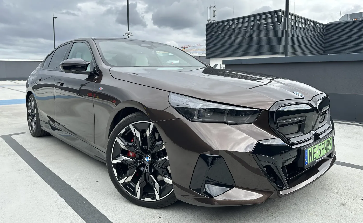 bmw-i5-m60-39044636.jpeg