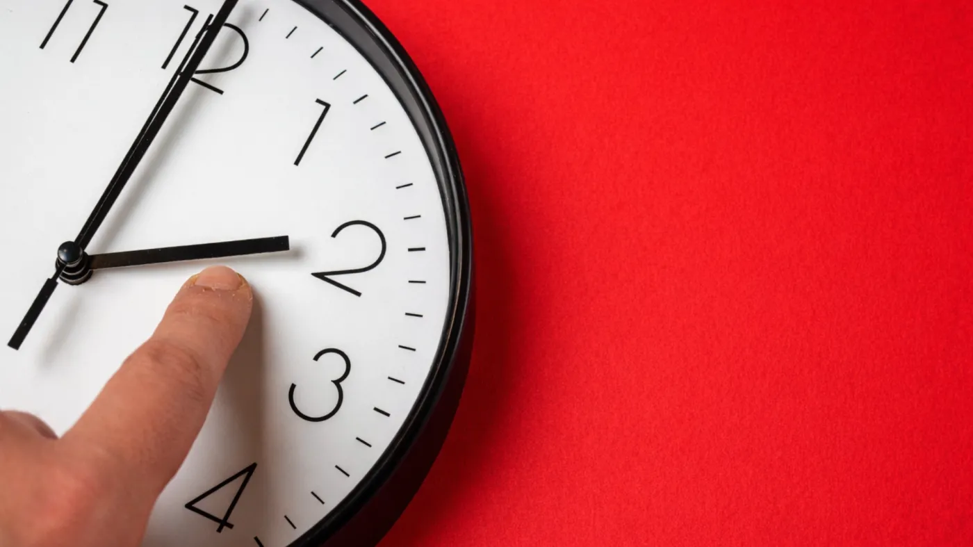 Dwukrotna zmiana czasu zagraża sercu i życiu. Naukowcy ostrzegają