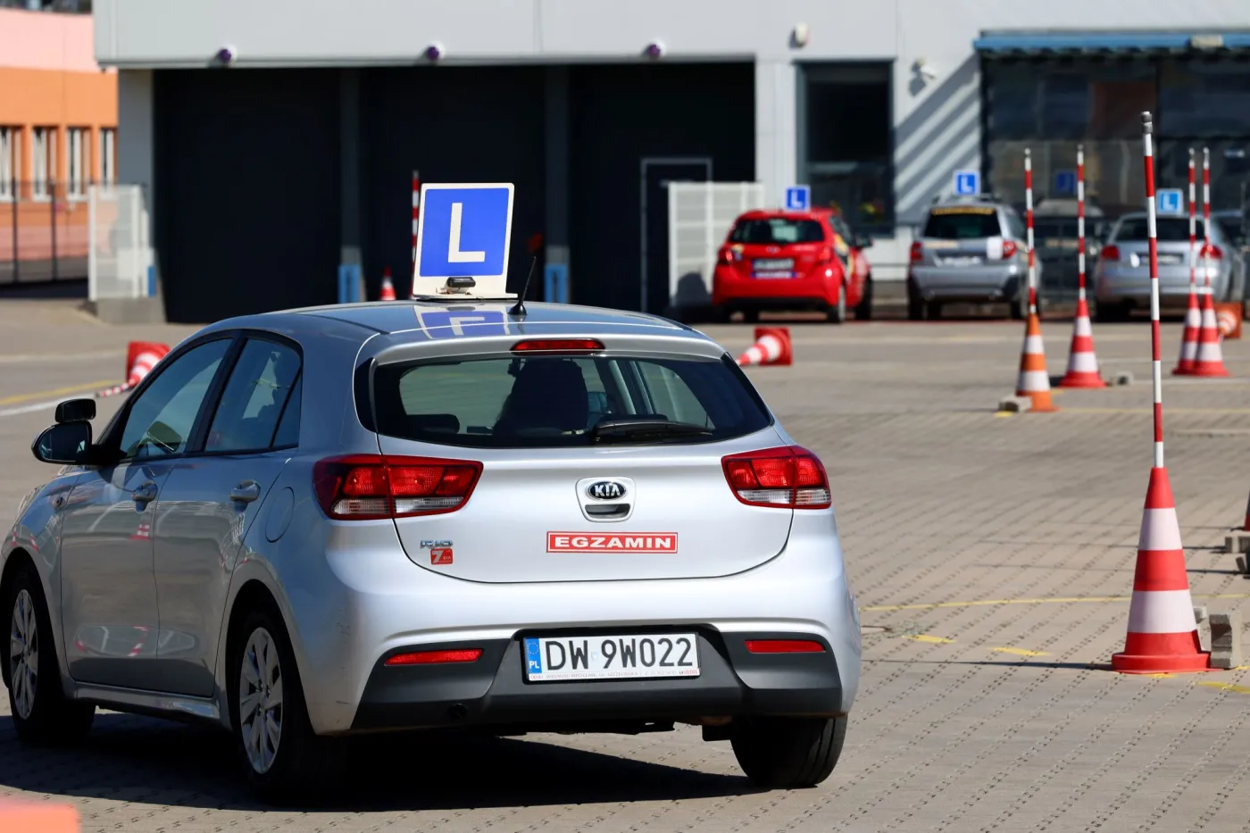 Egzamin na prawo jazdy bez placu manewrowego