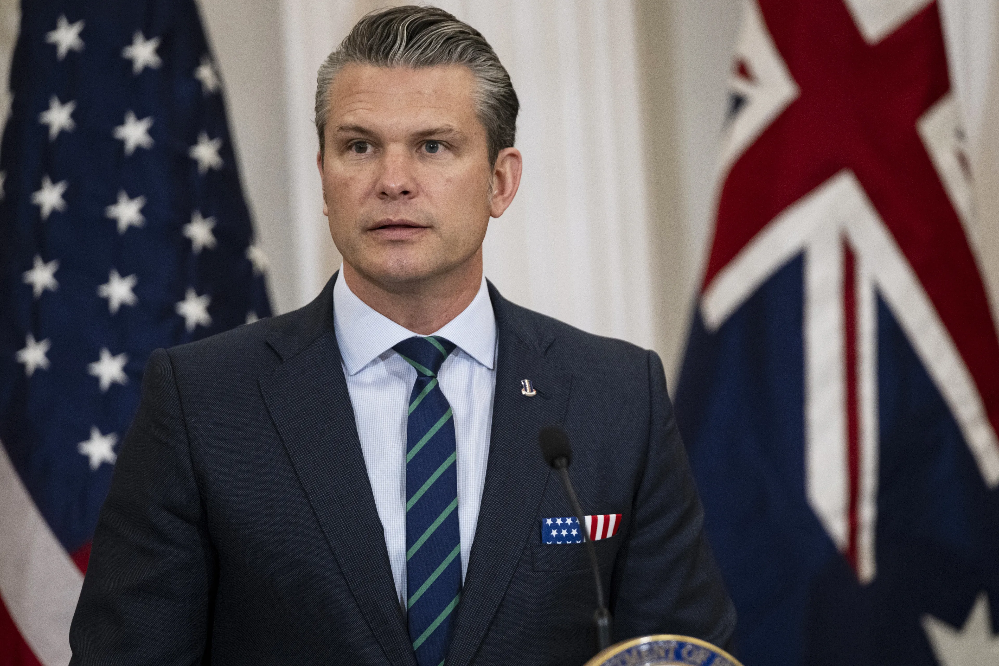 Szef Pentagonu ogłasza rewolucję w armii USA. Koniec "absurdalnego nakazu"