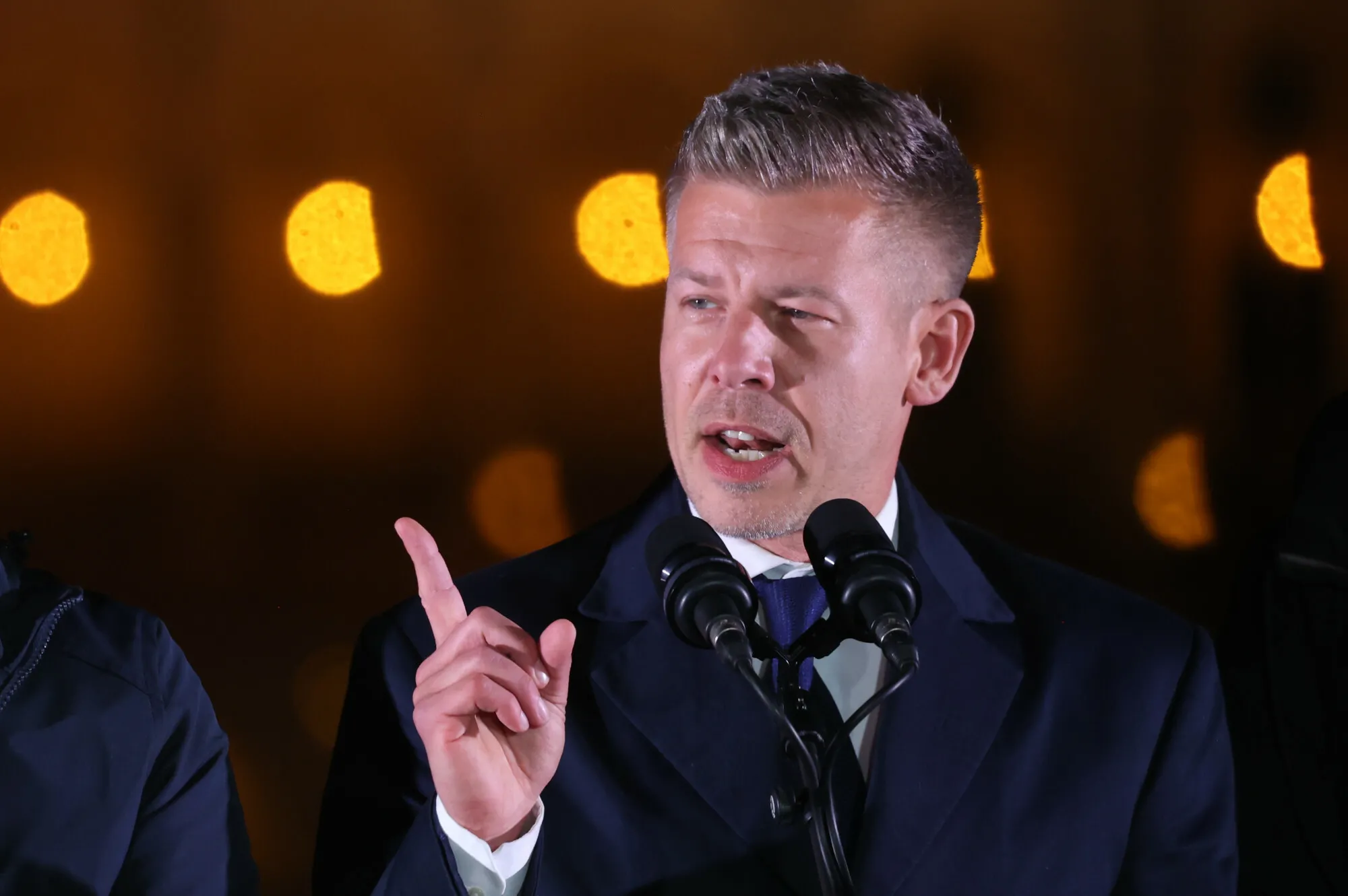 Czy Magyar to po prostu Orban z 2010 roku? Mało kto zwraca na to uwagę