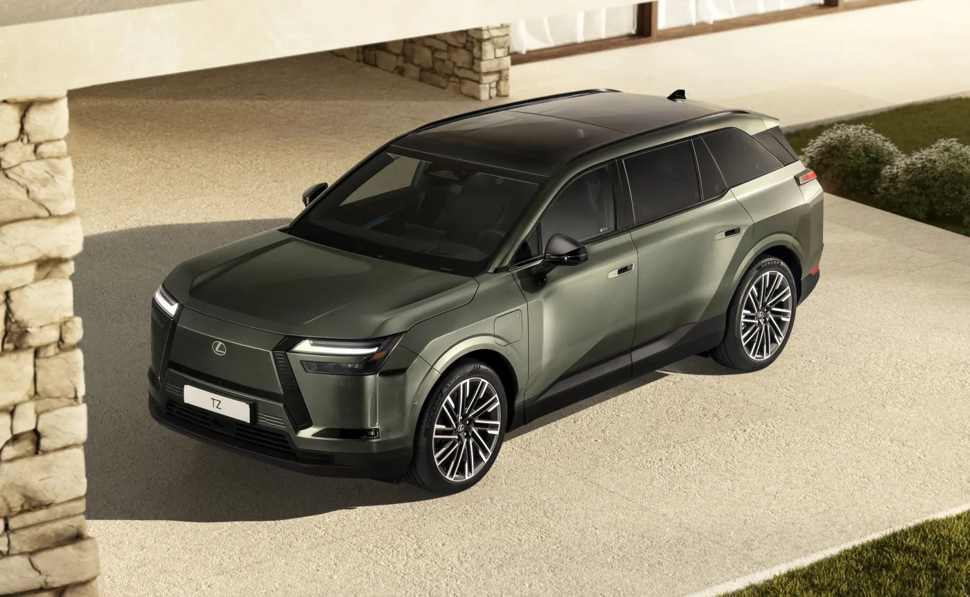 nowy-lexus-tz-39137066.jpg